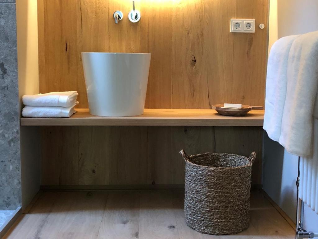 Het Wagenhuis Loon op Zand Экстерьер фото